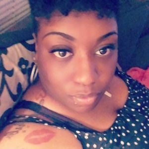 Meet your Posher, Raquel